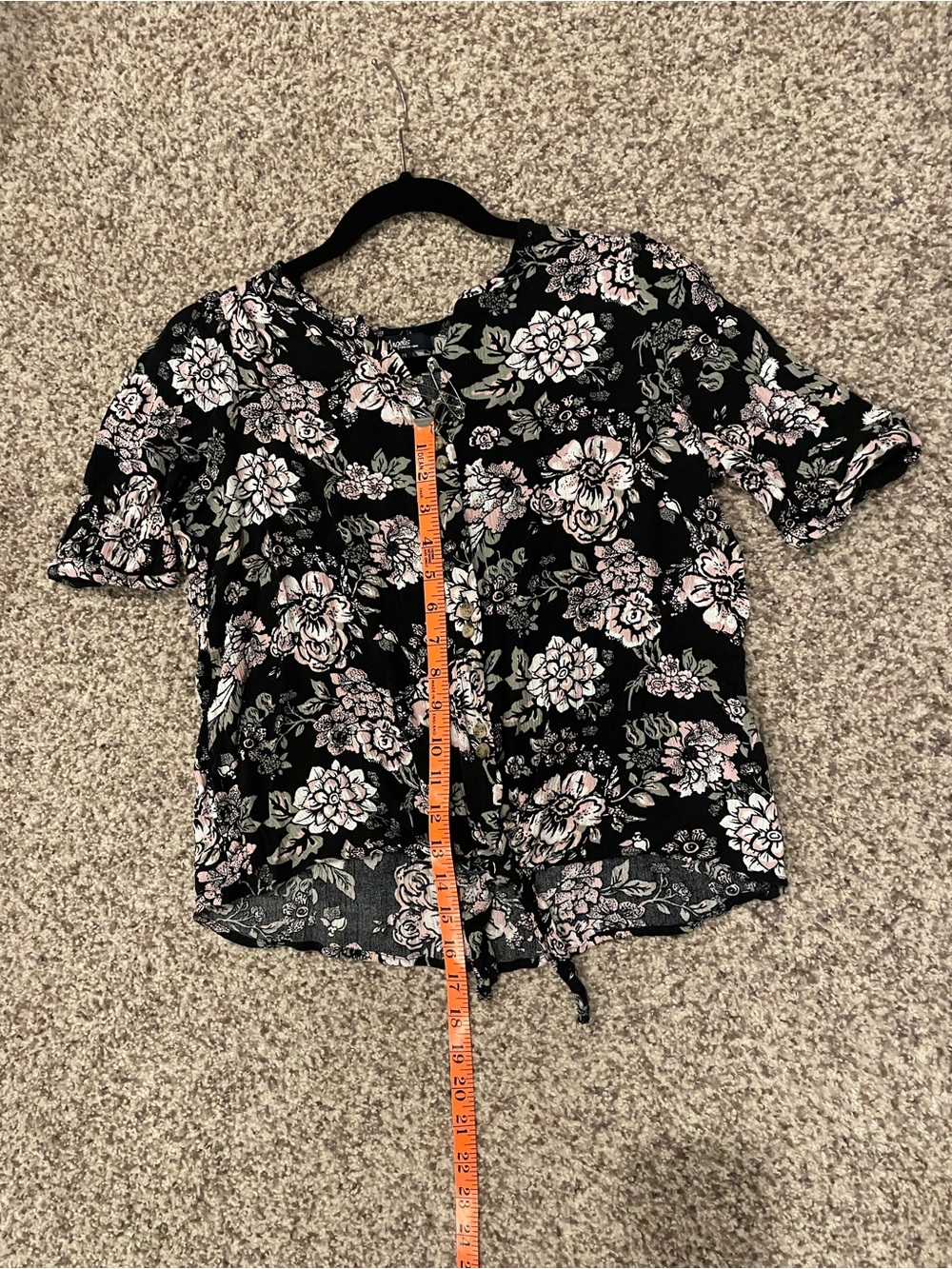 Angels Floral Blouse in Black & Pink Size Medium - Picture 5 of 7